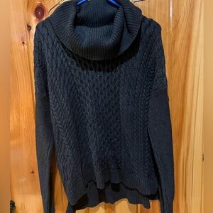 Large neck sweater